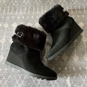 Koolaburra UGG Elladine Wedge Booties Fur